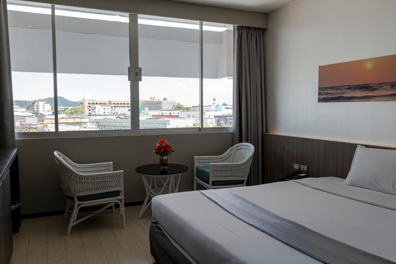 Pearl Hotel Phuket Bagian luar foto